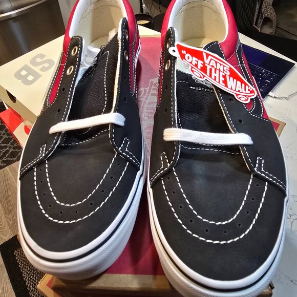 Vans Men UA Sk8-Low Leather Black VN0A4UUK2S11 Chili Pepper Size 11 NEW - Picture 3 of 11